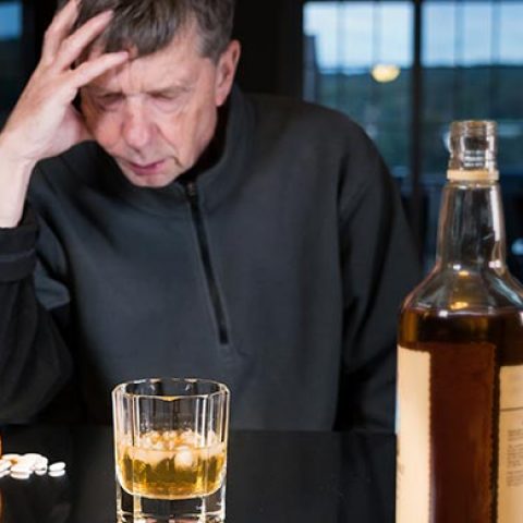 How opioids and alcohol affect seniors